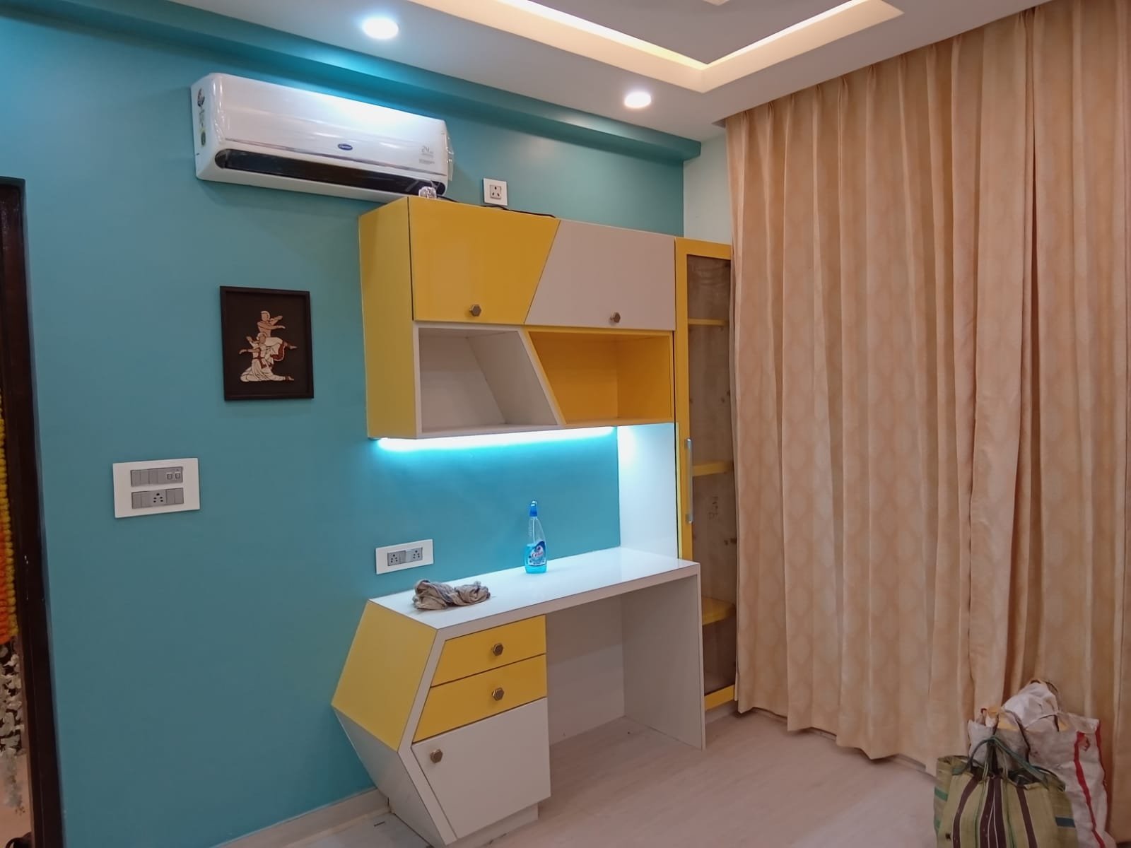 WhatsApp Image 2025-04-21 at 23.10.59 (1)